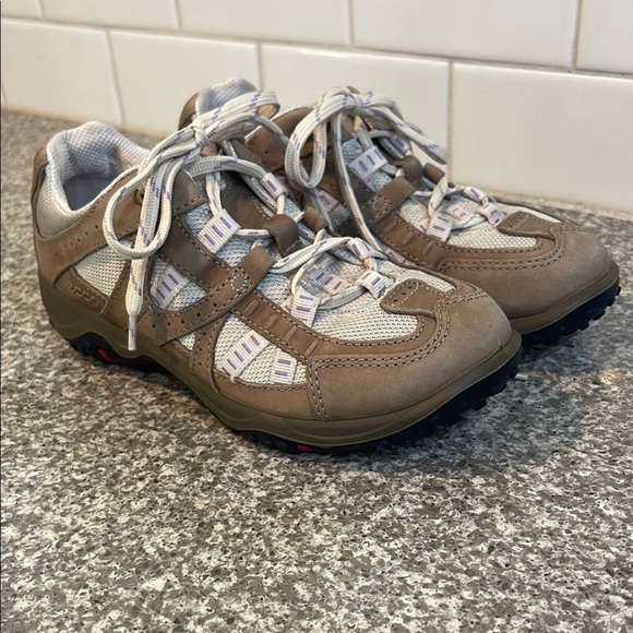 ECCO Receptor Lace Up Leather Hiking Walking Shoes - Picture 1 of 6